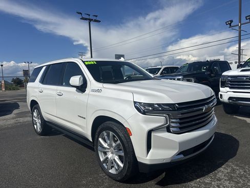 Used 2021 Chevrolet Tahoe High Country AWD/4WD image 12