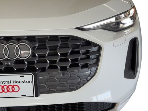 Used 2025 Audi Q5 Premium Plus w/ Premium Plus image 11