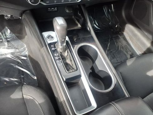 Used 2023 Nissan Altima 2.5 SV image 17