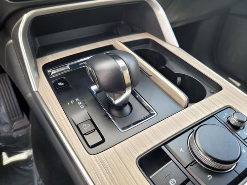 Certified 2024 MAZDA CX-90 Plug-In Hybrid w/ Preferred AWD/4WD image 18