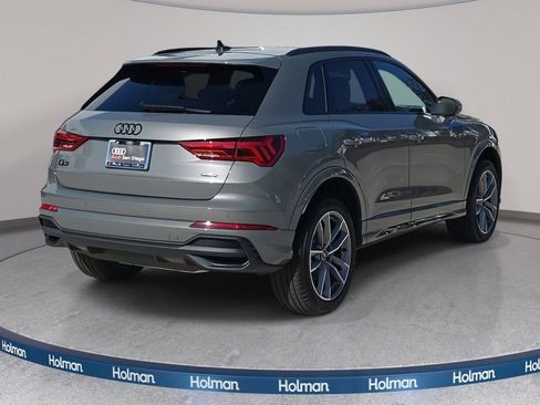Certified 2025 Audi Q3 2.0T Premium AWD/4WD image 3