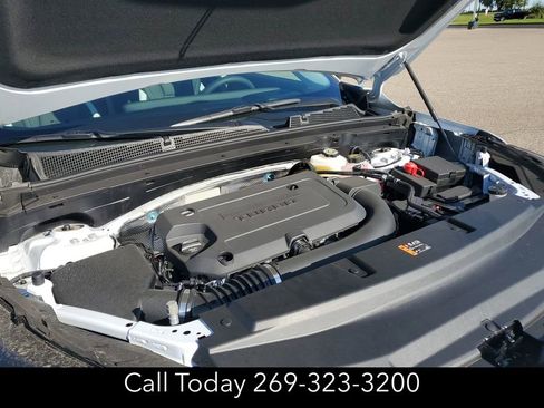 New 2025 Buick Envision Sport Touring image 32