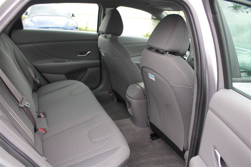Used 2026 Hyundai Elantra Sport FWD image 12