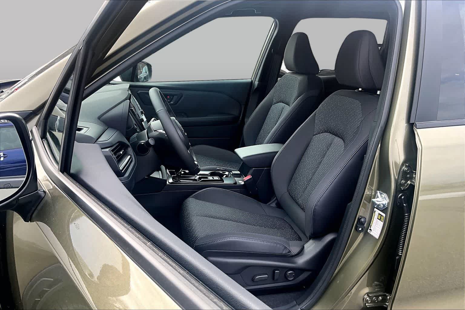New 2026 Subaru Forester Premium AWD/4WD image 9