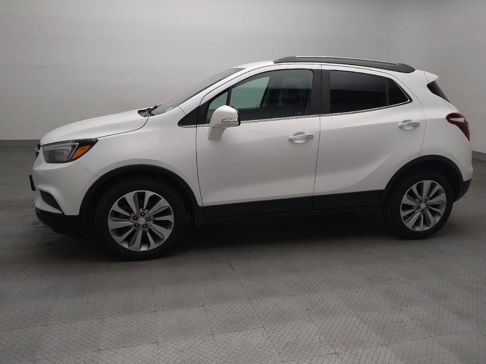 Used 2019 Buick Encore Preferred FWD image 2
