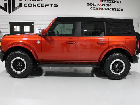 Used 2022 Ford Bronco Outer Banks AWD/4WD image 21