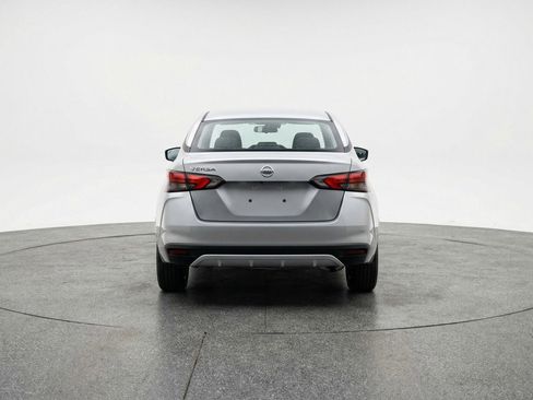 Used 2025 Nissan Versa SV image 7