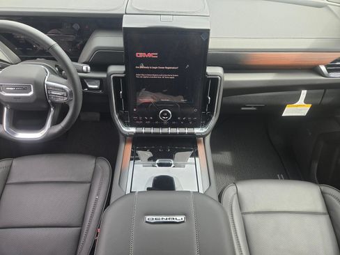 New 2026 GMC Yukon XL Denali w/ Sun & Power Step Package AWD/4WD image 7