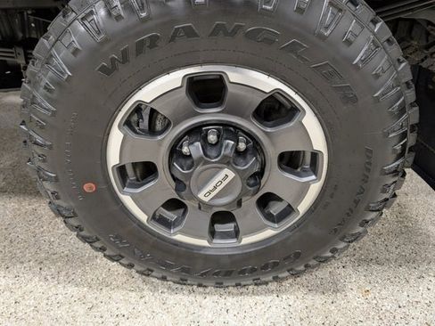 Used 2024 Ford F350 Lariat w/ Tremor Off-Road Package image 13