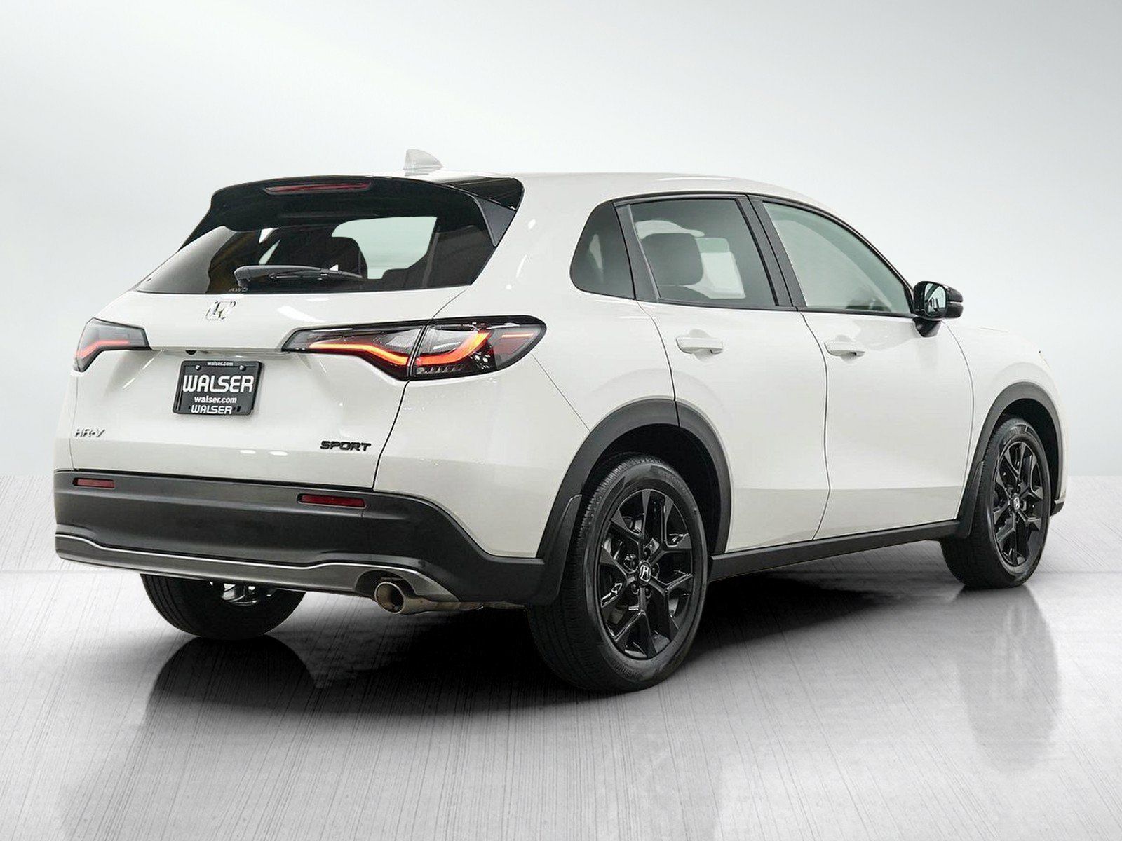 Used 2025 Honda HR-V Sport image 5