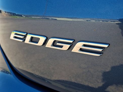 Certified 2019 Ford Edge SEL AWD/4WD image 31