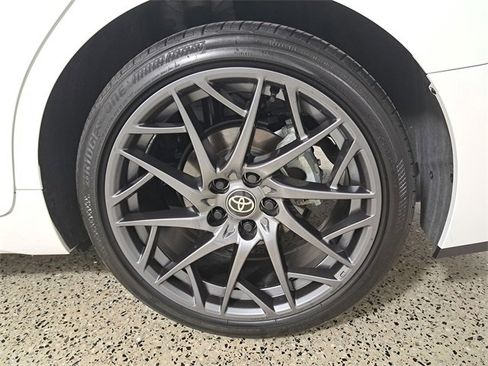 Used 2025 Toyota Camry LE image 8