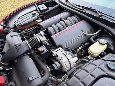 Used 2001 Chevrolet Corvette Convertible w/ Preferred Equipment Group2 RWD image 31
