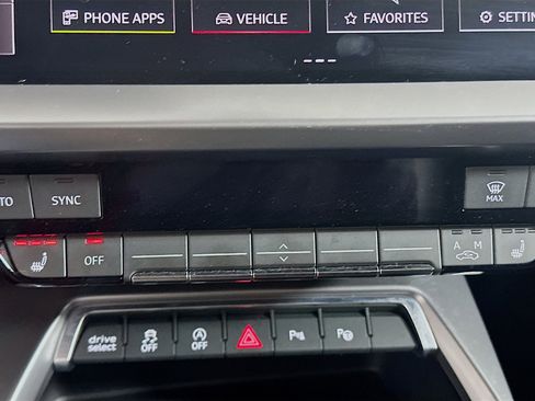 Used 2023 Audi A3 2.0T Premium image 23