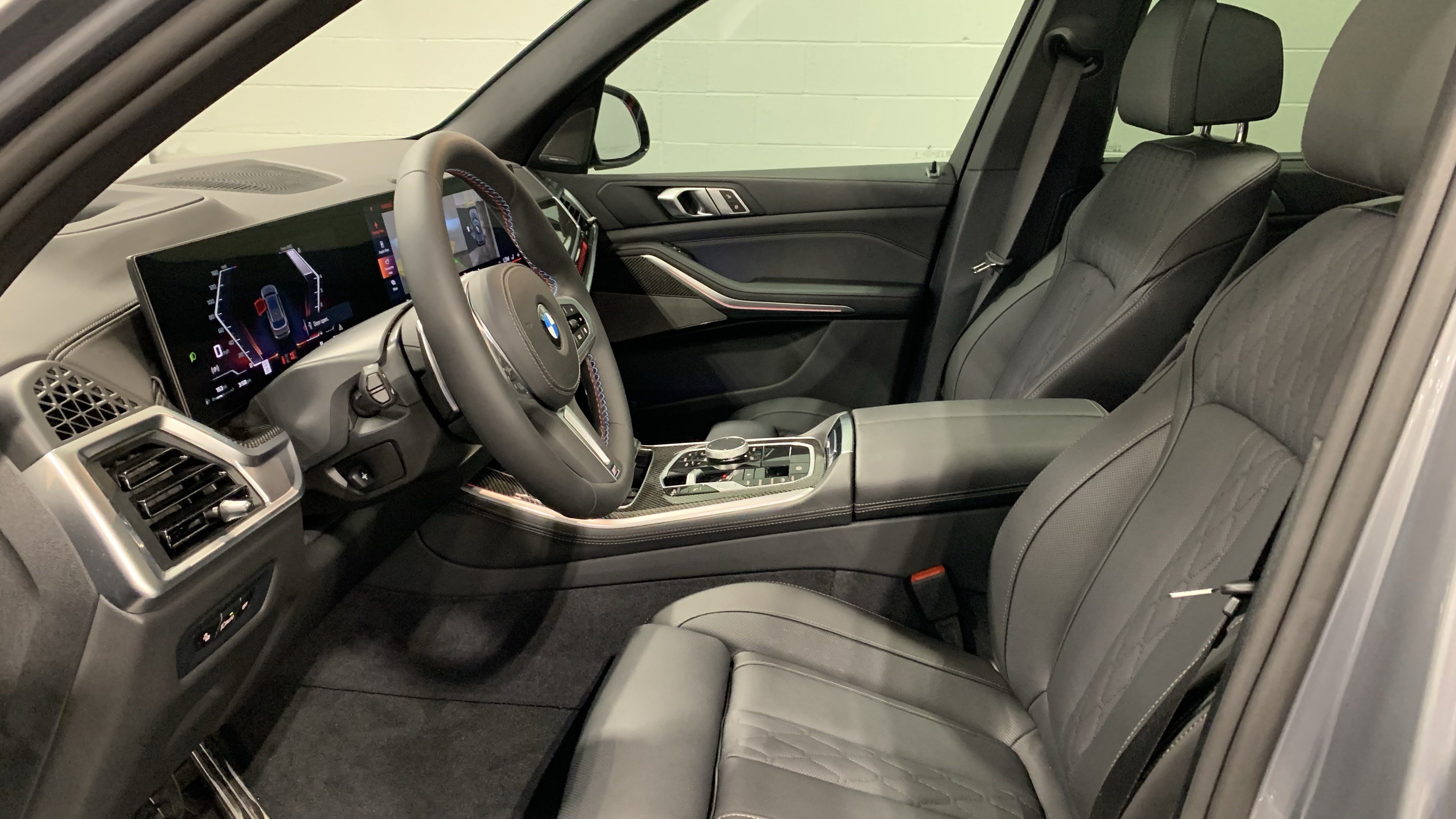 Used 2026 BMW X5 M60i w/ Climate Comfort Package AWD/4WD image 12