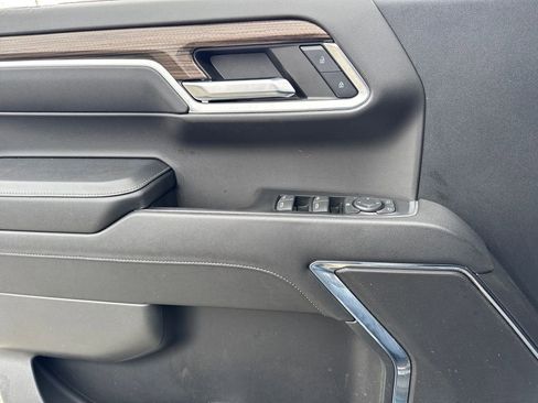 Used 2024 Chevrolet Silverado 1500 LT w/ Z71 Off-Road Package image 22