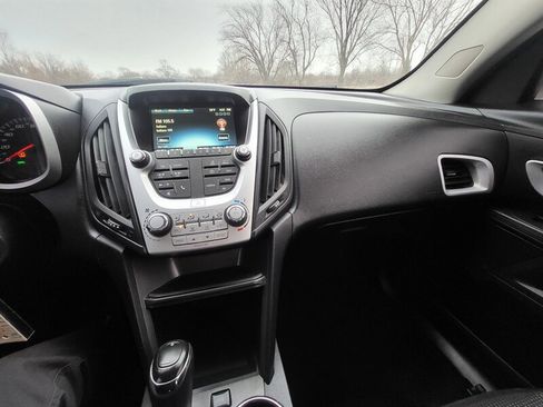 Used 2017 Chevrolet Equinox LS w/ LPO, Protection Package FWD image 19