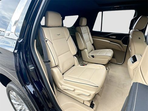 Used 2023 Cadillac Escalade Premium Luxury w/ LPO, Radiant Package image 30