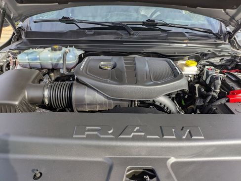 Used 2025 RAM 1500 Limited image 44