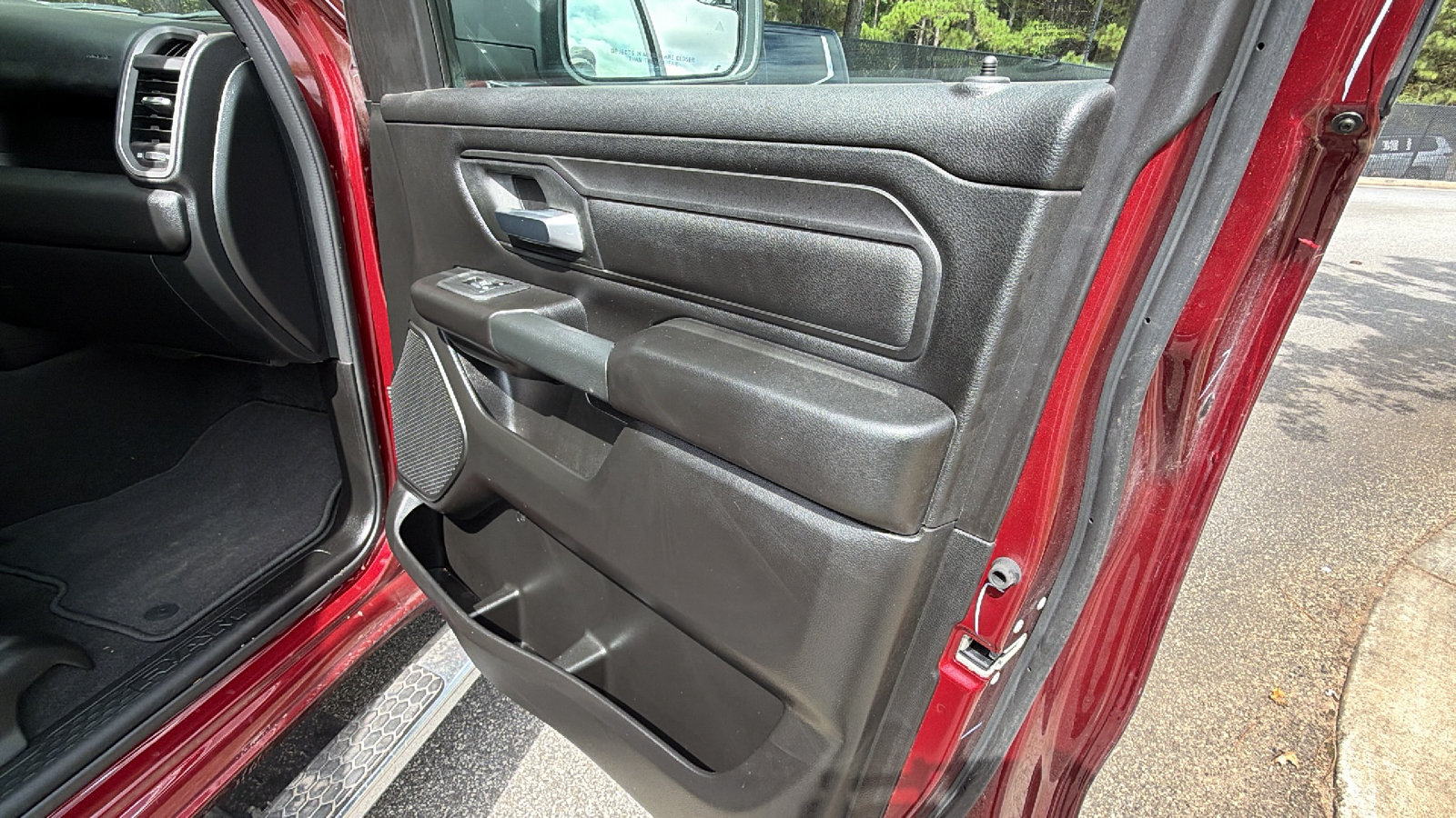 Used 2025 RAM 1500 Tradesman AWD/4WD image 18