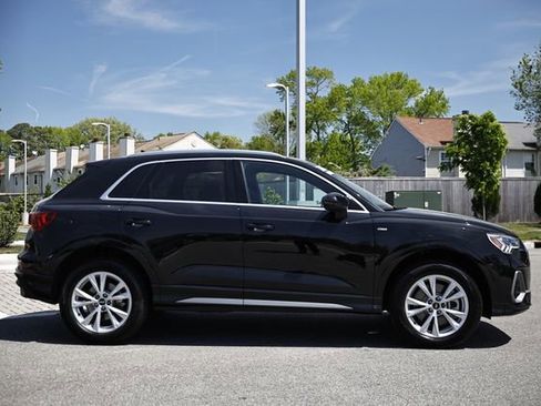 Certified 2025 Audi Q3 2.0T Premium w/ Convenience Package AWD/4WD image 3