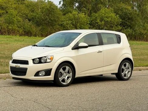 Used 2013 Chevrolet Sonic LTZ FWD image 26