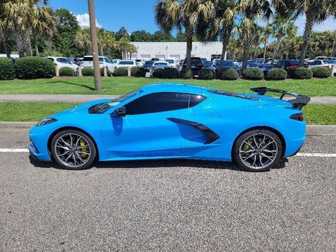 Used 2023 Chevrolet Corvette Stingray Premium Cpe w/ Z51 Performance Package RWD image 3
