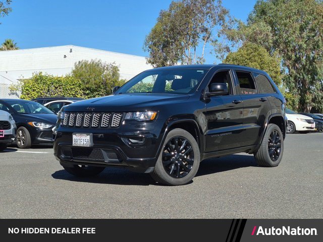 Used 2020 Jeep Grand Cherokee Altitude AWD/4WD image 1