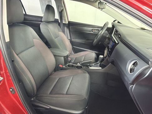 Used 2017 Toyota Corolla LE w/ Carpet Mat Package (TMS) FWD image 22