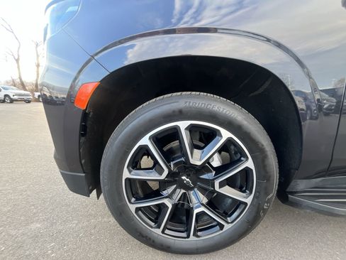 Used 2023 Chevrolet Tahoe RST w/ Sport Performance Package image 34