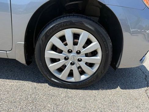 Used 2017 Nissan Sentra S FWD image 11