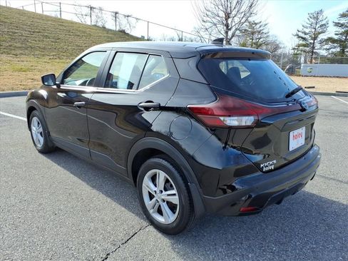 Used 2024 Nissan Kicks S image 7
