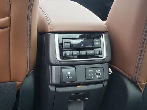 New 2026 Subaru Ascent Touring AWD/4WD image 13