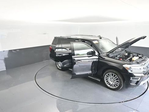 Certified 2023 Ford Expedition Platinum AWD/4WD image 39