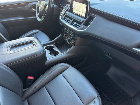 Used 2023 Chevrolet Suburban High Country w/ LPO, Illumination Package AWD/4WD image 18