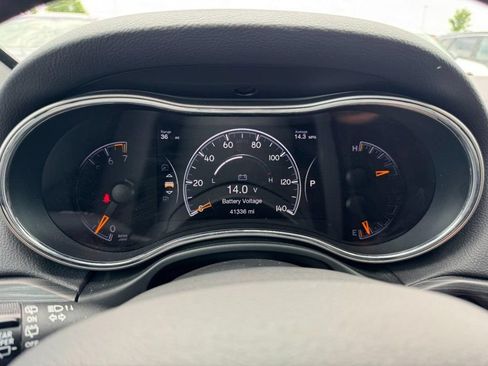 Used 2021 Jeep Grand Cherokee Limited AWD/4WD image 25