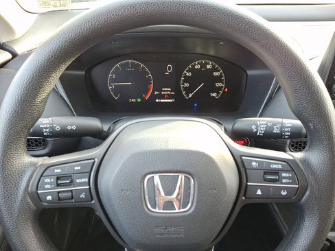 Certified 2023 Honda HR-V LX image 18