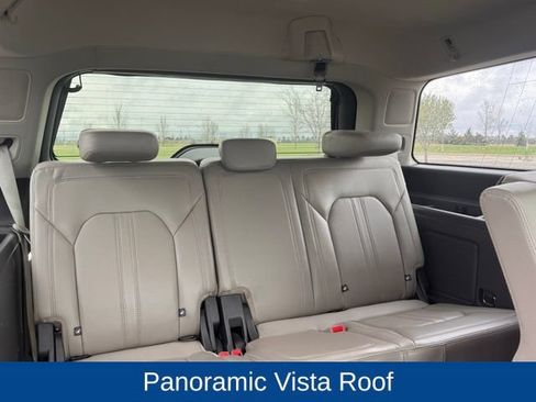 Used 2019 Ford Expedition Limited w/ Equipment Group 302A AWD/4WD image 32