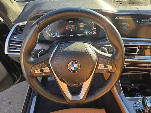 Certified 2023 BMW X5 xDrive45e w/ Executive Package image 21