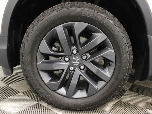 Used 2024 Honda Ridgeline Sport image 35