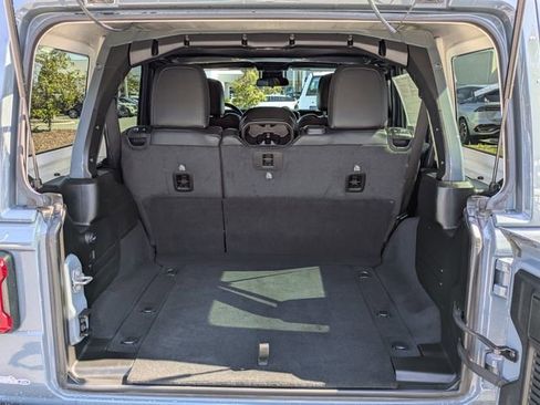 Used 2024 Jeep Wrangler Unlimited Sahara AWD/4WD image 13