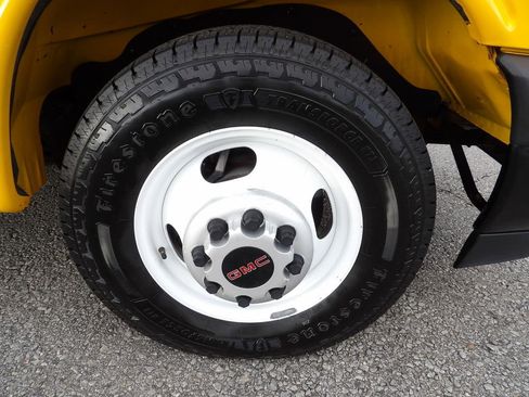 Used 2021 GMC Savana 3500 Extended w/ Power Convenience Package image 50