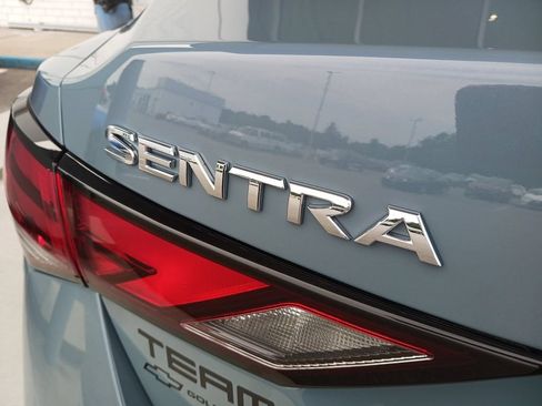 Used 2025 Nissan Sentra SV FWD image 27