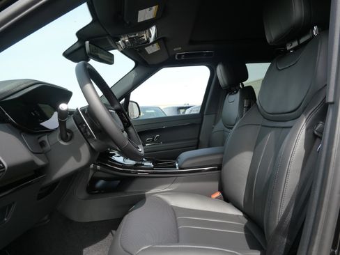 New 2026 Land Rover Range Rover Sport Dynamic SE AWD/4WD image 3