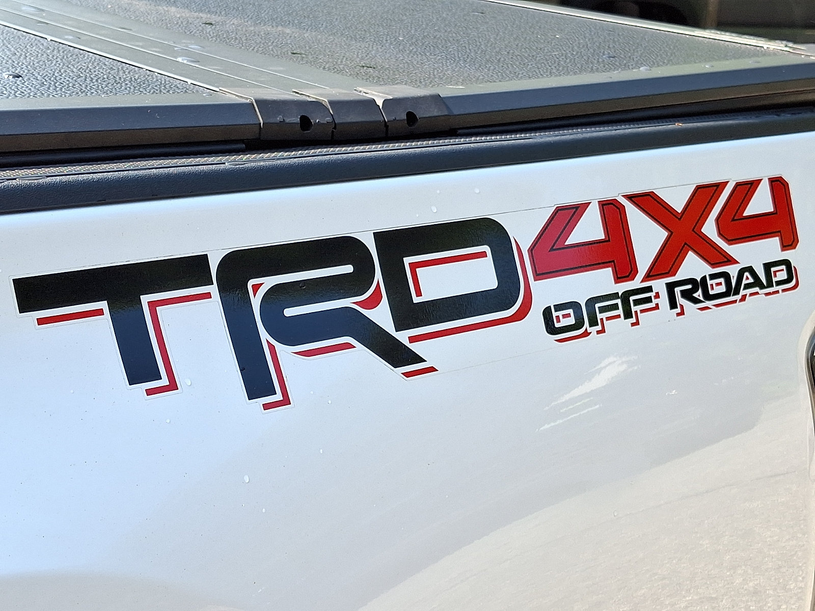 Used 2020 Toyota Tacoma TRD Off-Road AWD/4WD image 30
