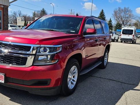 Used 2015 Chevrolet Tahoe LT image 2