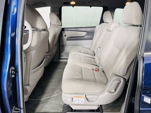 Used 2016 Honda Odyssey SE image 19