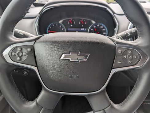 Used 2023 Chevrolet Traverse LT FWD image 22