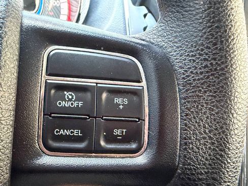 Used 2018 Dodge Grand Caravan SE w/ Power Convenience Group I FWD image 34
