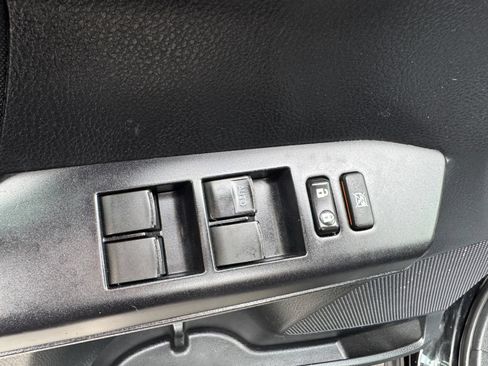 Used 2018 Toyota RAV4 LE w/ Carpet Mat Package FWD image 14